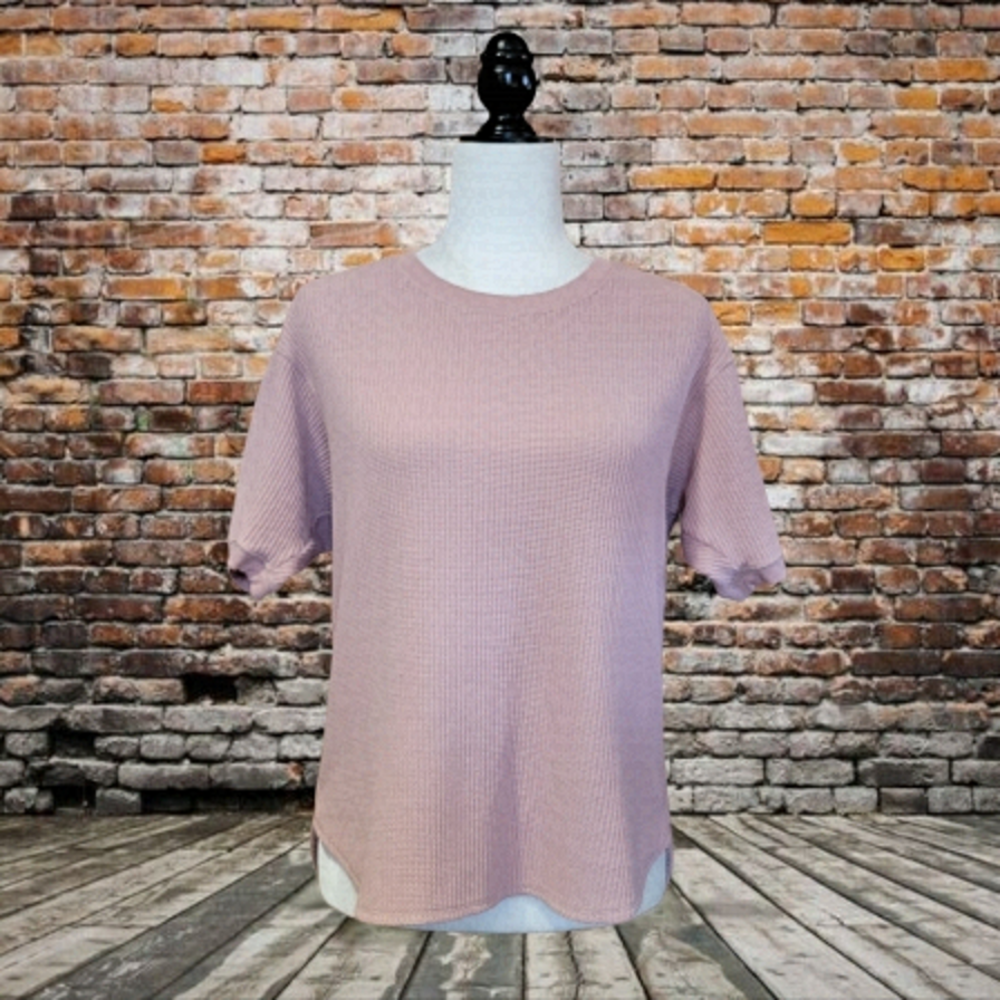 Uniqlo Short Sleeve Top